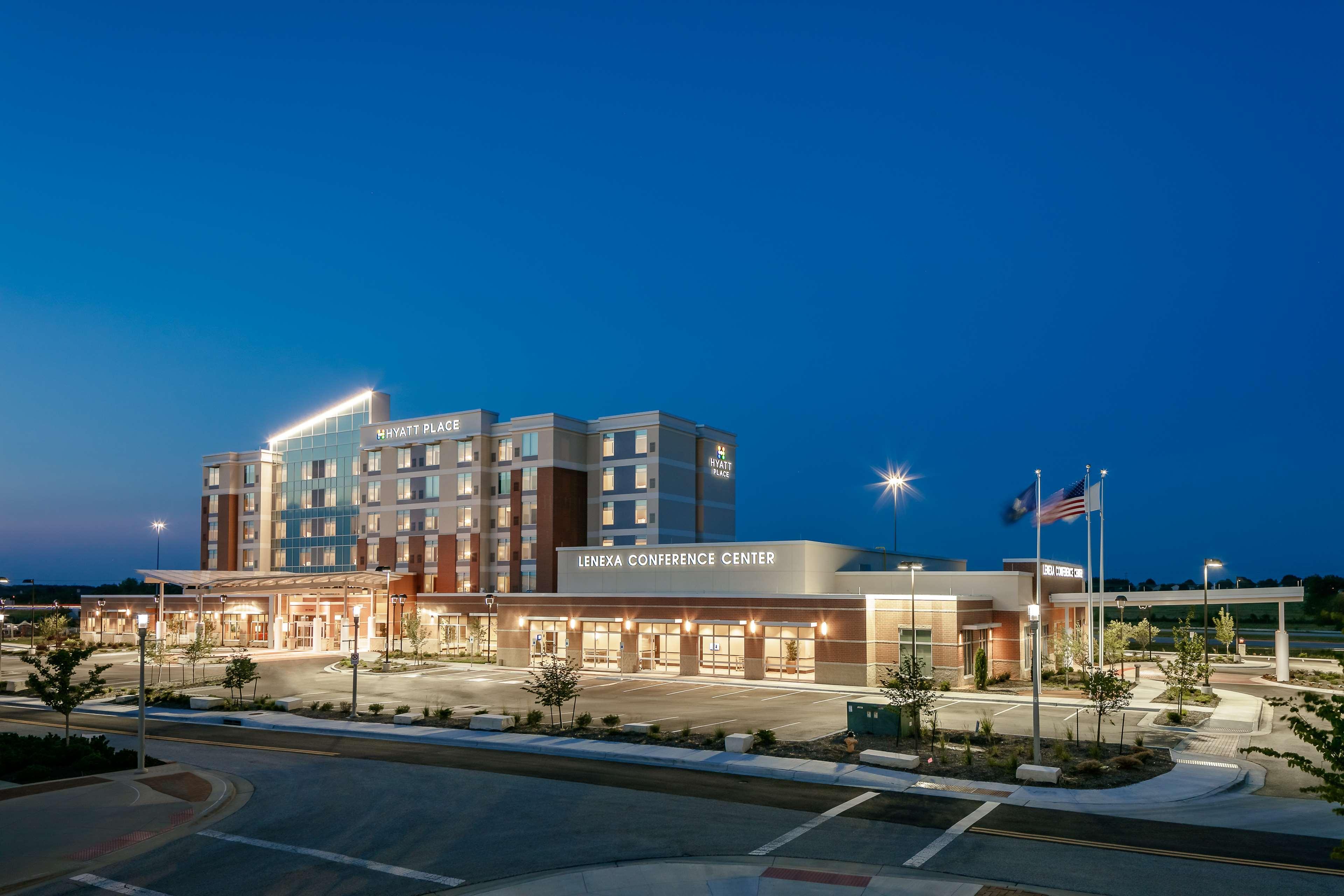 Hyatt Place Kansas City Lenexa City Center Exterior foto